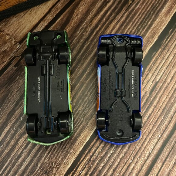 Maisto Marvel Diecast Dr. Octopus and Nick Fury Car Bundle 2012 (SKU: 33TO) - Picture 6 of 8